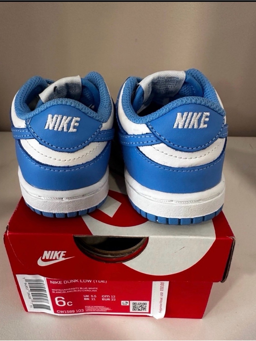 Nike dunks University Blue - Picture 4 of 6